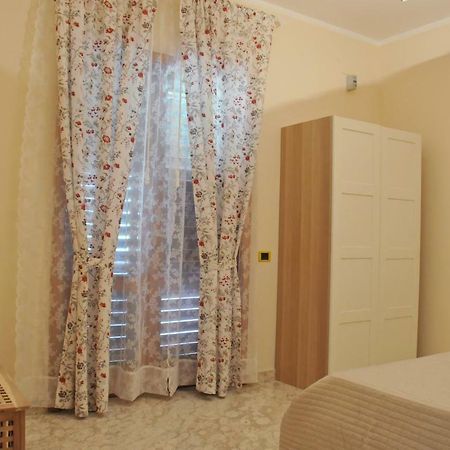 Bed and Breakfast Paestum Rosae Esterno foto
